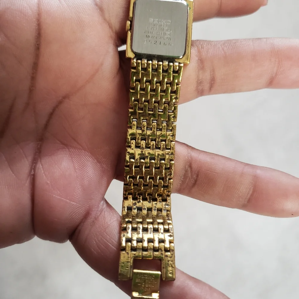 VINTAGE SEIKO GOLD STAINLESS STEEL Slim Metal Band~Japan Made